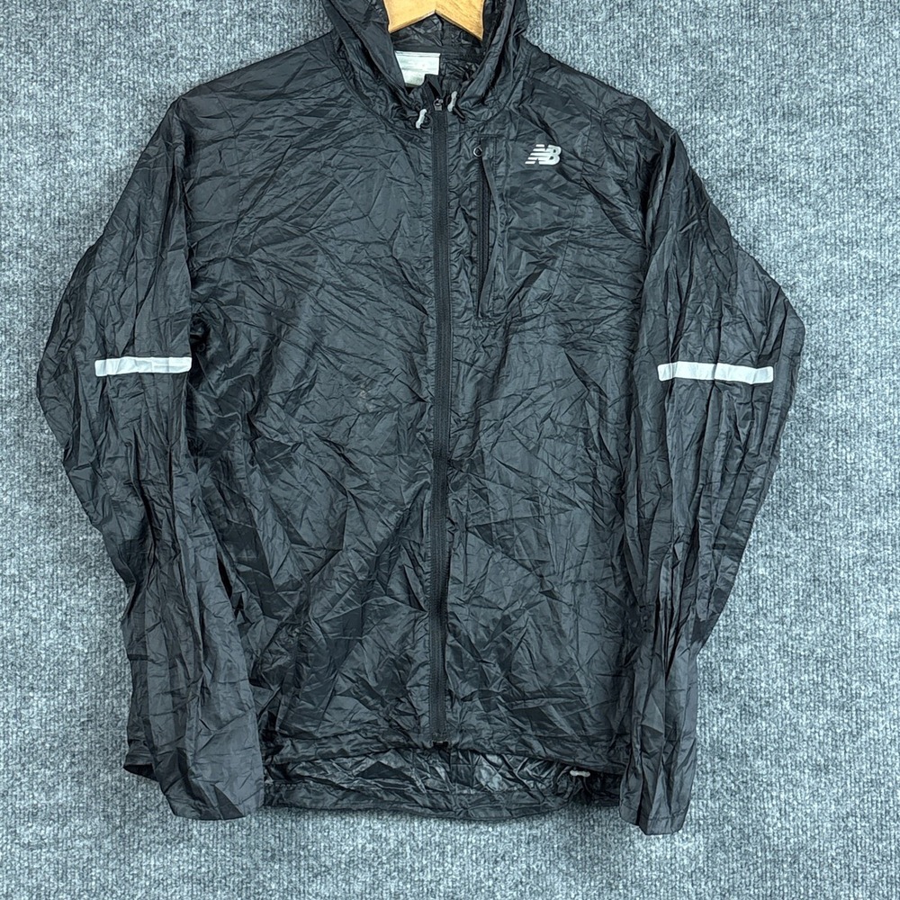 New Balance Japan Packable Lightweight Windbreaker Jacket Japan L / US M